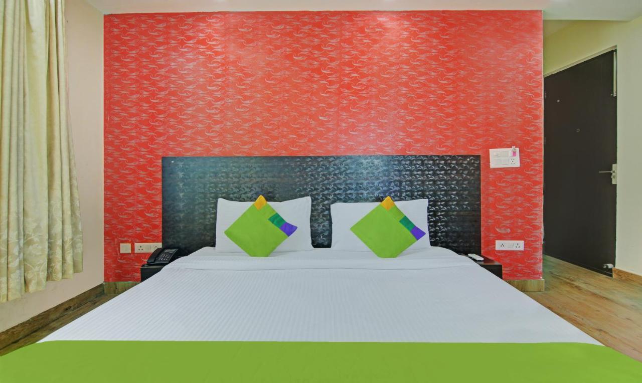 Itsy Hotels Nyra Gurgáon Kültér fotó